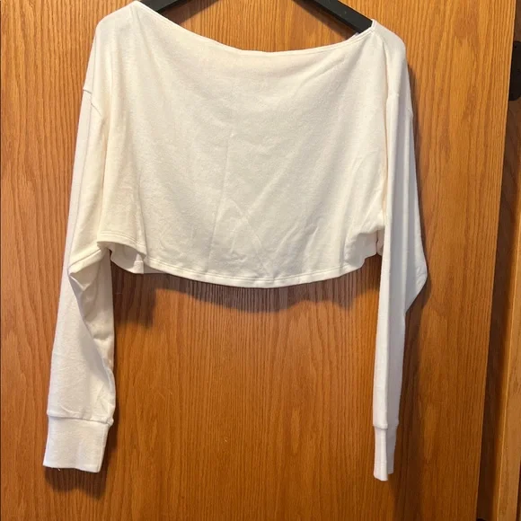 Beyond Yoga White Long Sleeve Crop Top - Picture 3 of 3